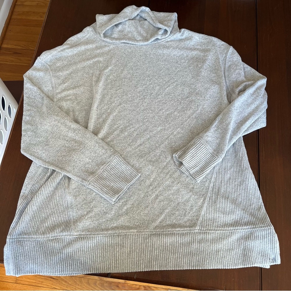 Eddie Bauer (SOFT) Turtleneck